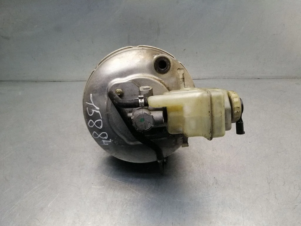 Brake booster 32481478