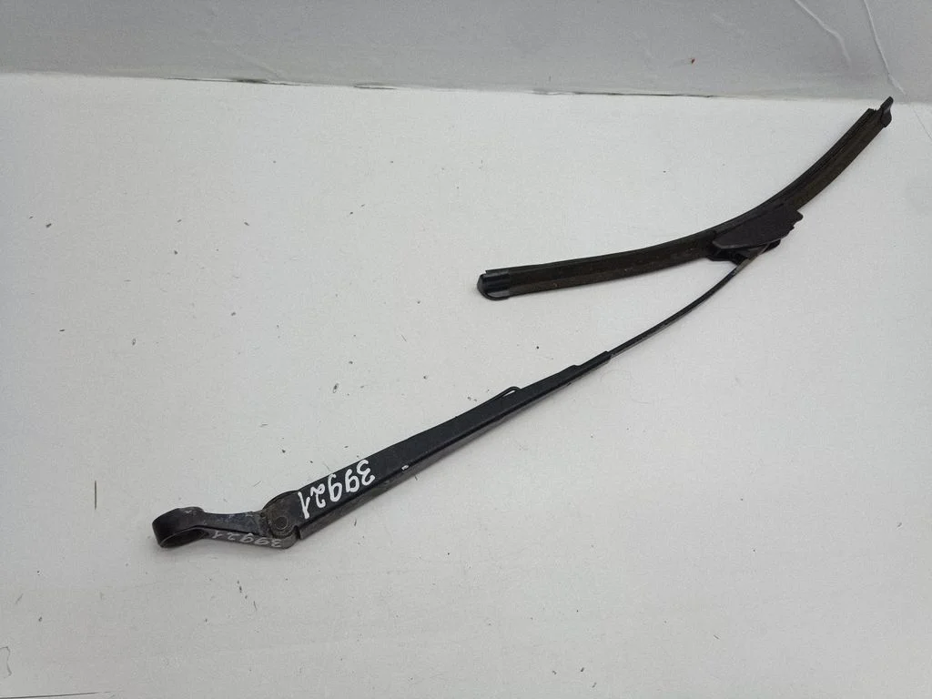 Esiklaasi kojameeste kang 5Z0955409A