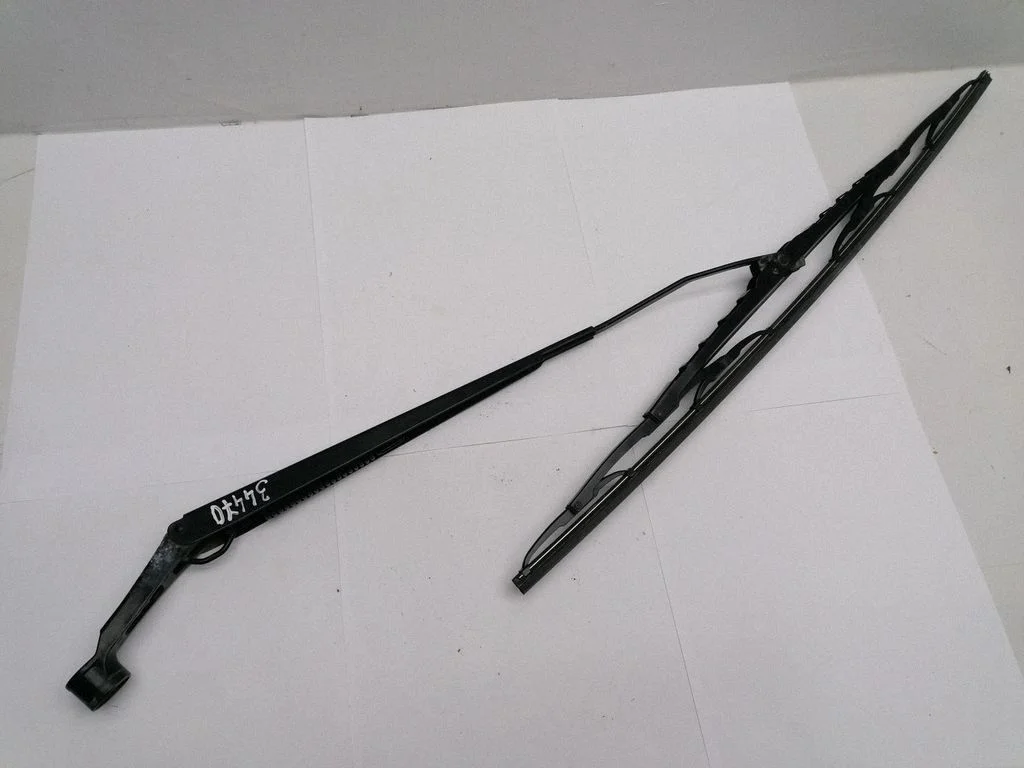 Front wiper blade arm 6G6597