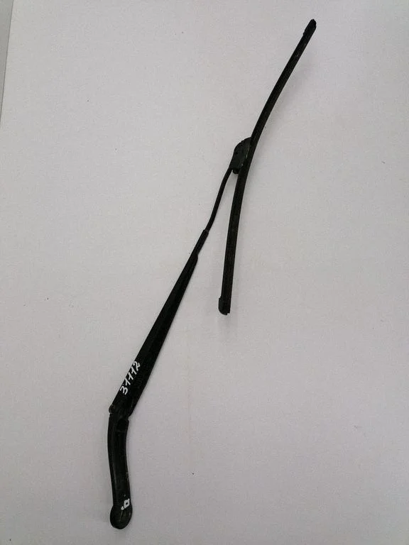 Front wiper blade arm 24025652