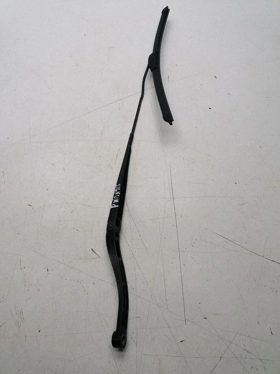 Front wiper blade arm 09185813