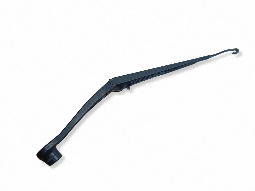 Front wiper blade arm