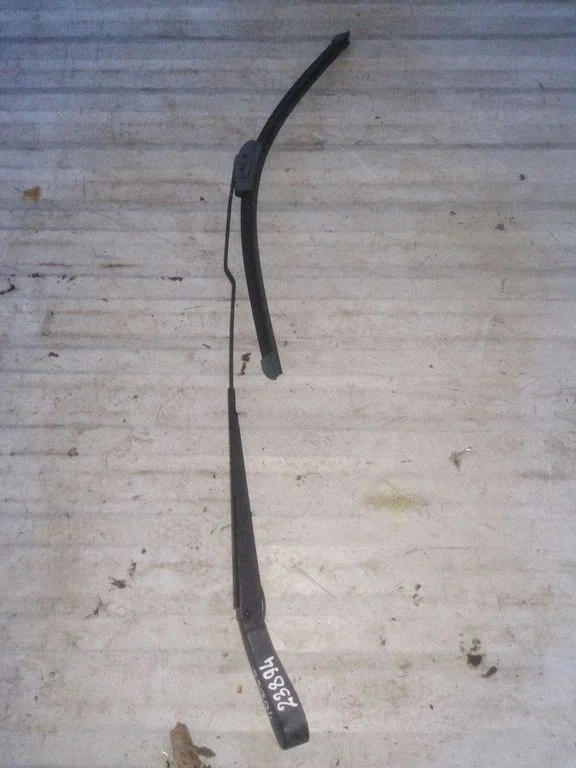Front wiper blade arm 8624246