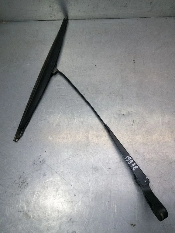 Priekšējā stikla tīrītāja svira 1X4317527AC