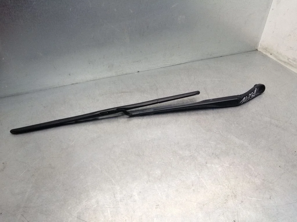 Windshield/front glass wiper blade – KIA Ceed (2018-)