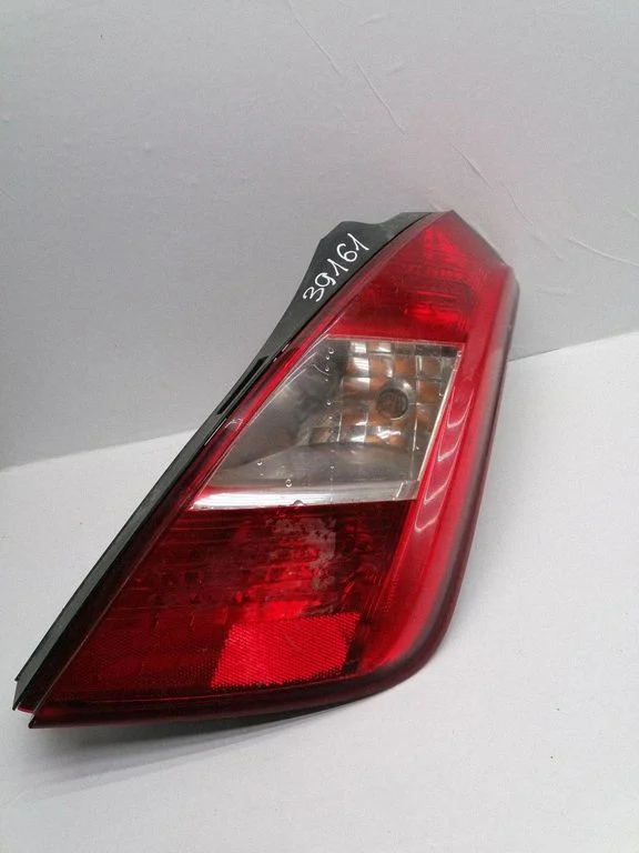 Rear/tail lights 22063698