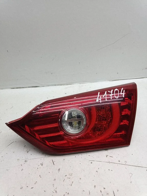 Tailgate rear/tail lights A045255