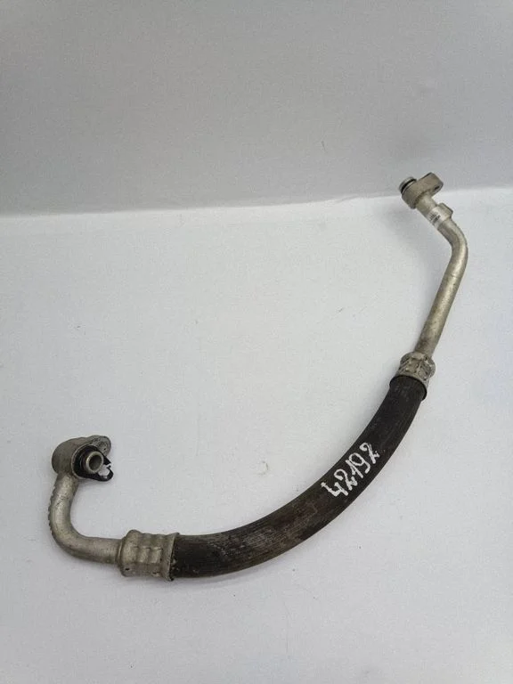 Air conditioning (A/C) pipe/hose 05058151AB