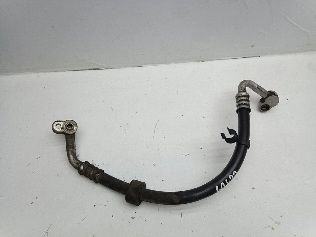 Air conditioning (A/C) pipe/hose