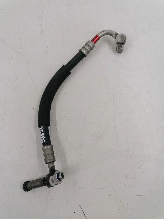 Air conditioning (A/C) pipe/hose