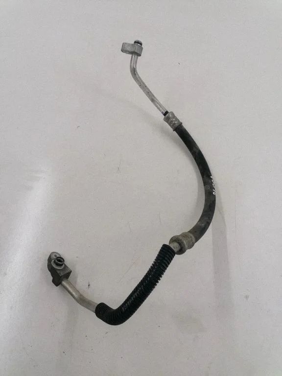 Air conditioning (A/C) pipe/hose