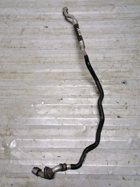 Air conditioning (A/C) pipe/hose 7L0820743E