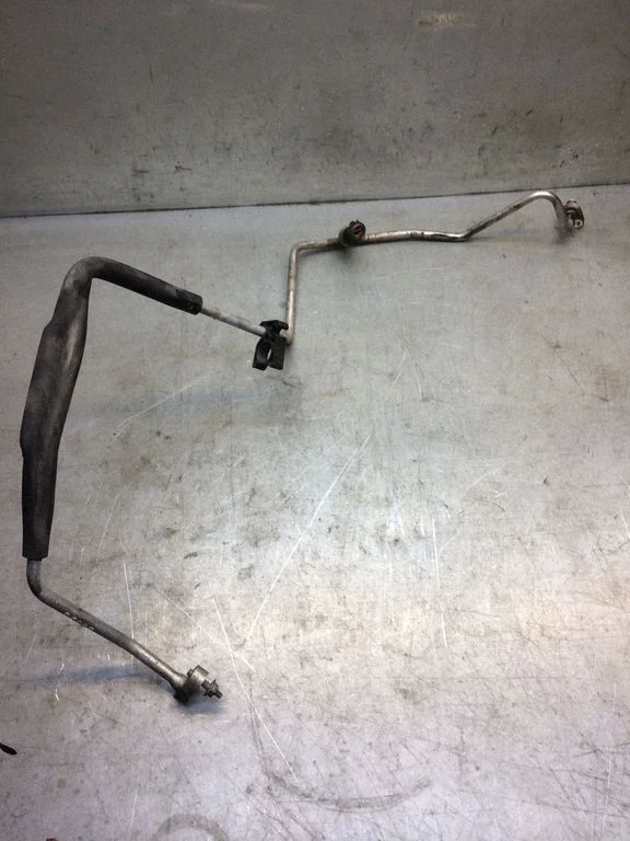 Air conditioning (A/C) pipe/hose