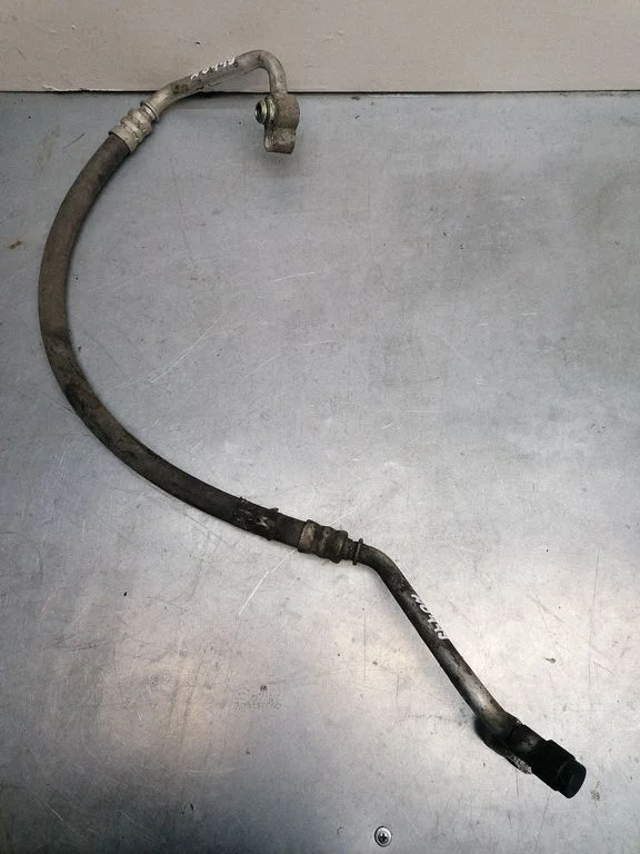 Air conditioning (A/C) pipe/hose