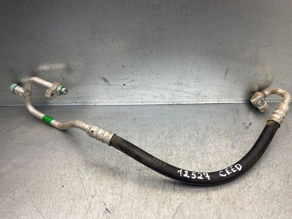 Air conditioning (A/C) pipe/hose – KIA Ceed (2006-2012)