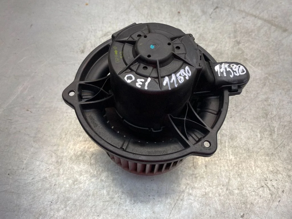 Heater fan/blower F00S33F012