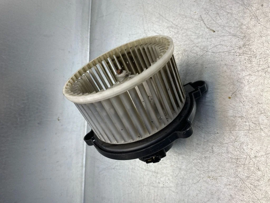 Krāsniņas ventilators/pūtējs