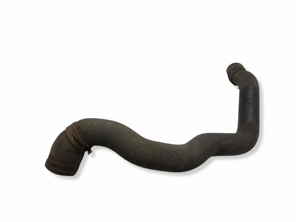 Variklio aušinimo vamzdelis (-ai)/ žarna (-os)