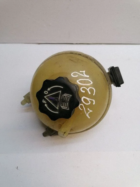 Coolant expansion tank/reservoir 9646902580