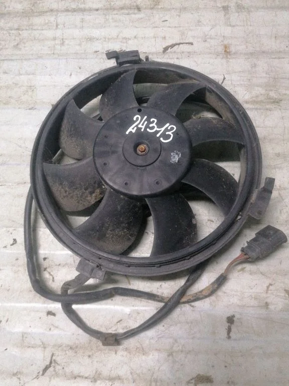 Electric radiator cooling fan 8D0959455R
