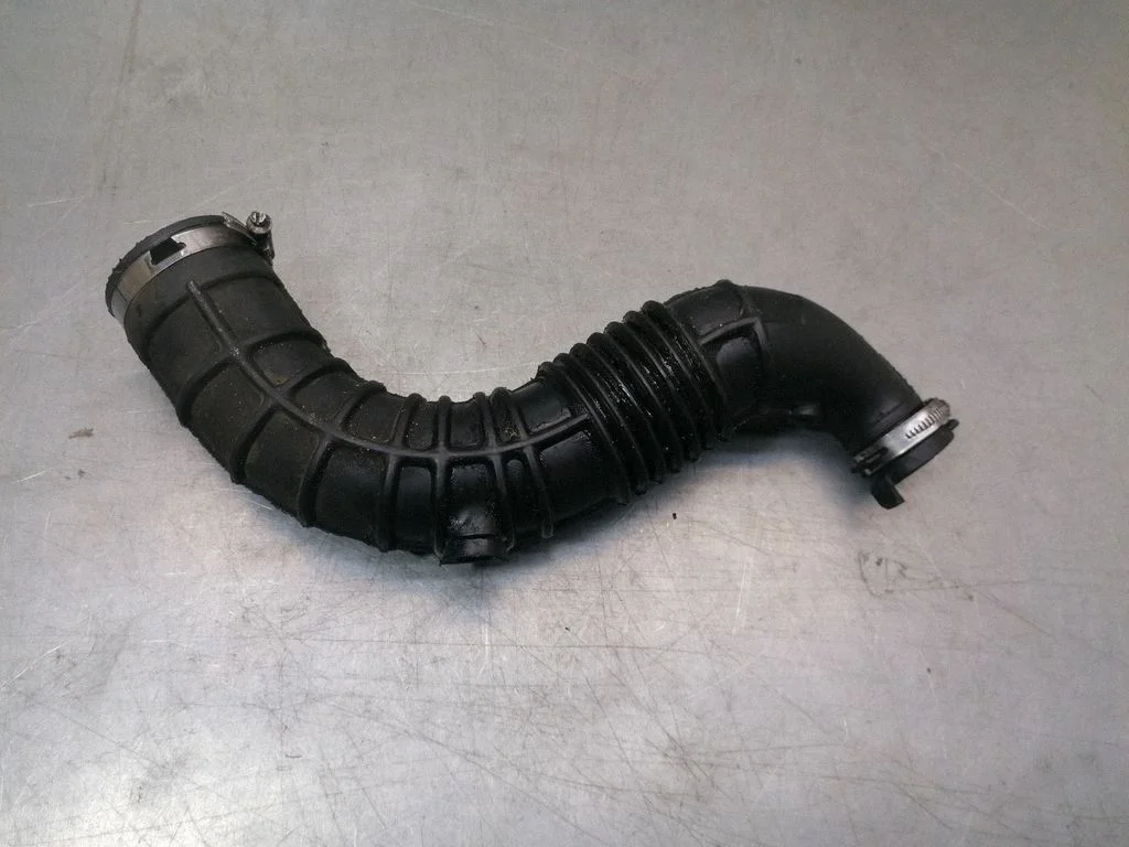 Intercooler hose/pipe 82005003847