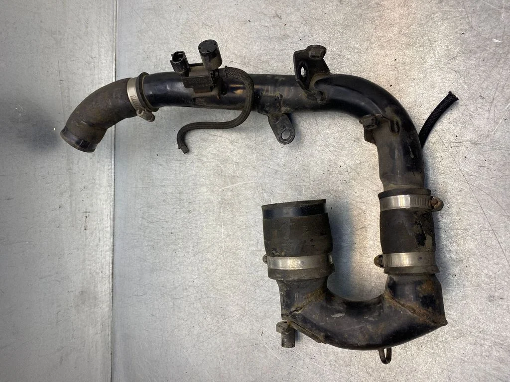 Intercooler hose/pipe – Toyota Corolla Verso E121 (2001-2004)