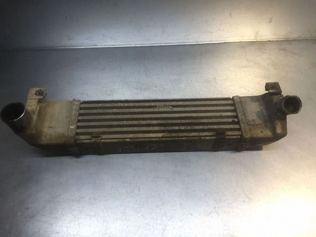 Vahejahuti radiaator 869426T
