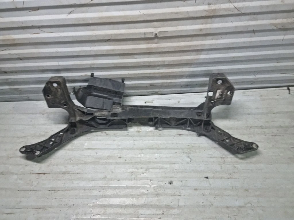 Radiatoru panelis – Renault Clio III (2005-2012)