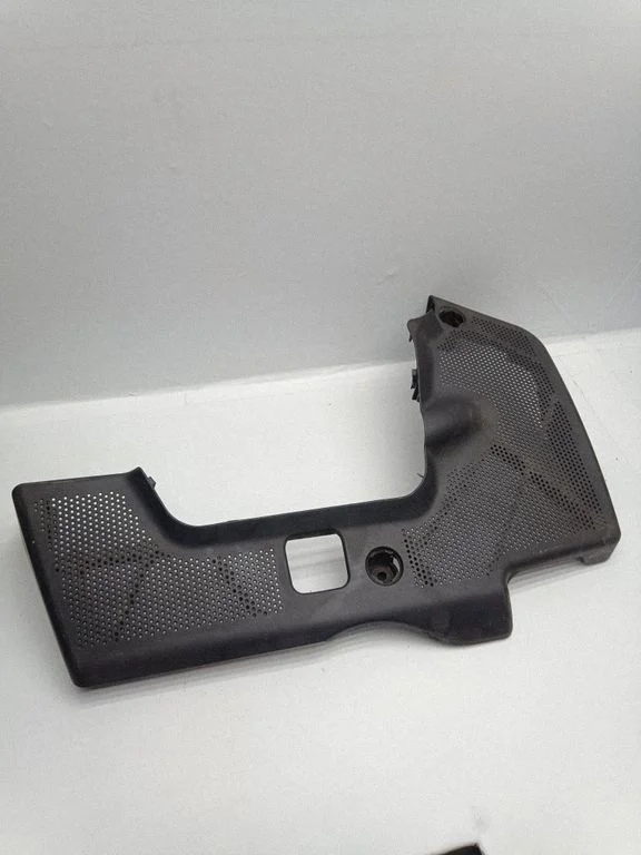 Engine cover (trim) 06A119512C