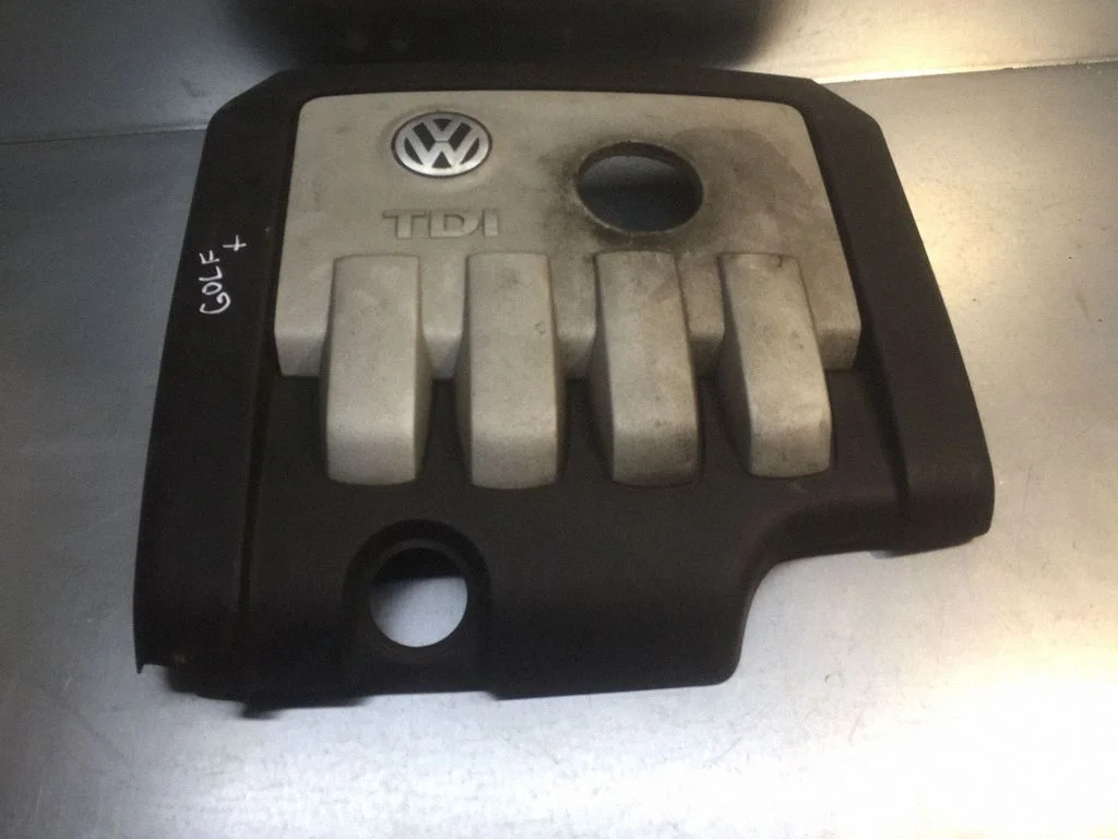 Mootori kate (kaunistus) – Volkswagen Golf Plus (2005-2013)