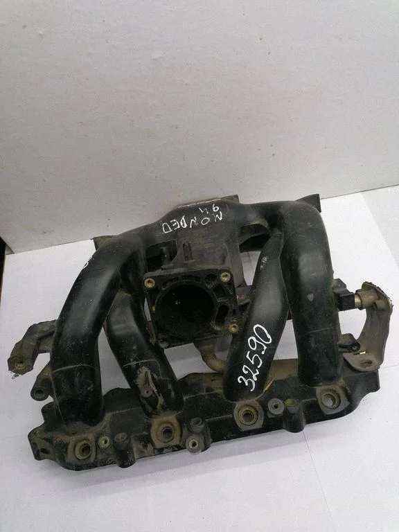 Kolektor ssący 938F9424LE