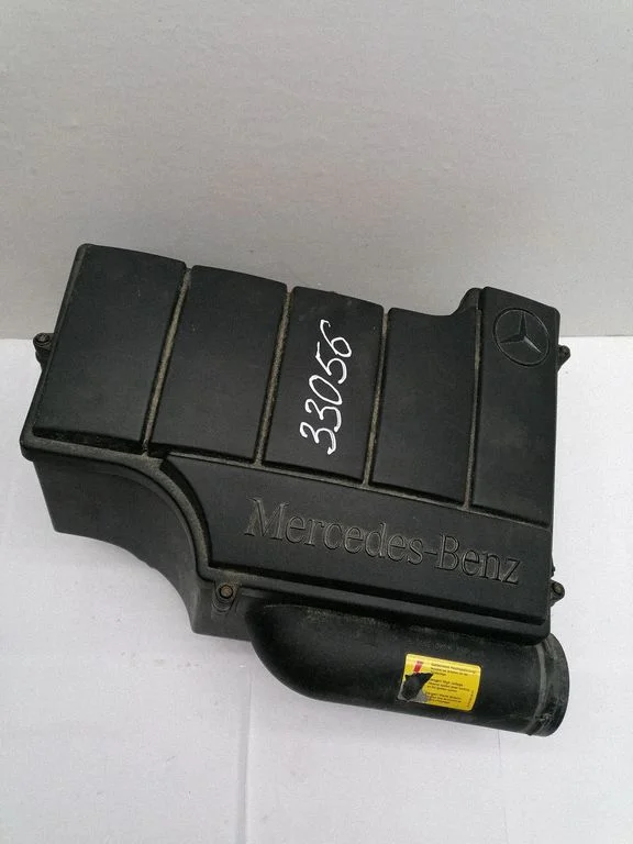 Air filter box A1660940001