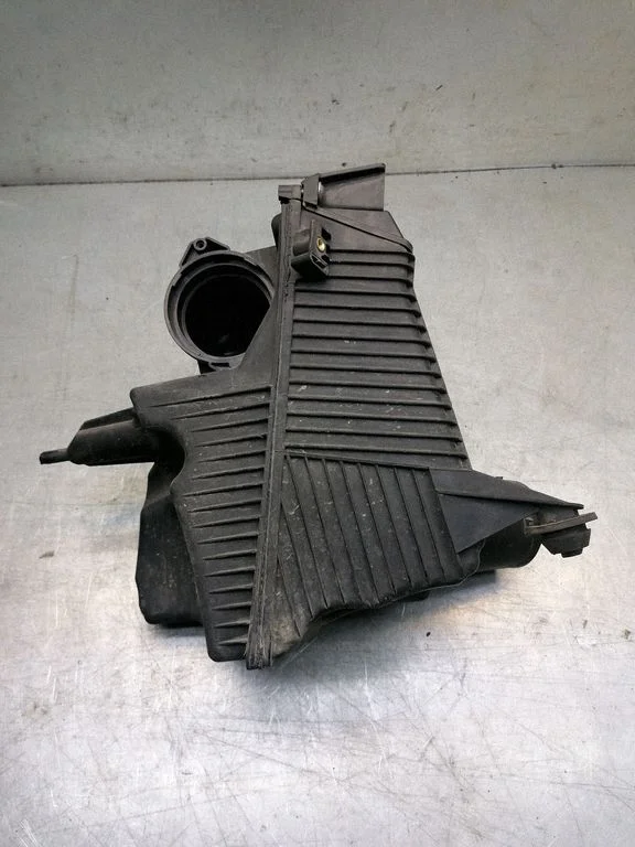 Air filter box 8200176559