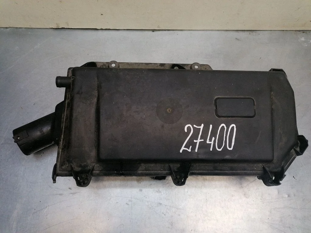Air filter box 036129611AM