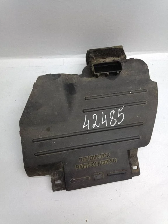 Air intake duct part 04891630AB