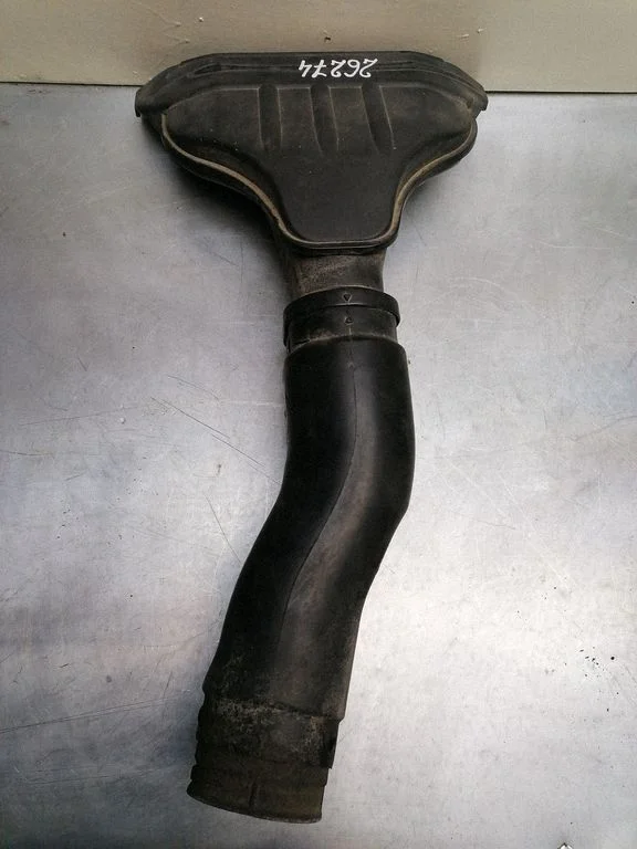 Air intake duct part 282101D300