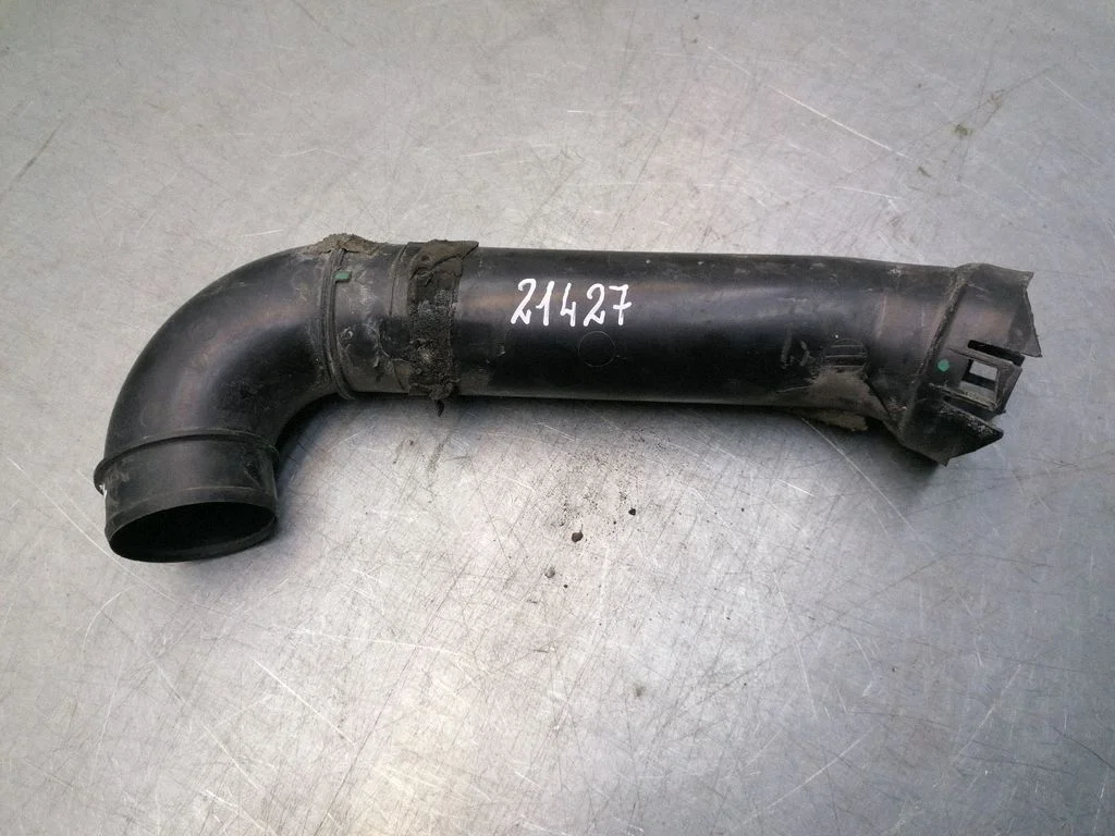 Air intake hose/pipe J69001853