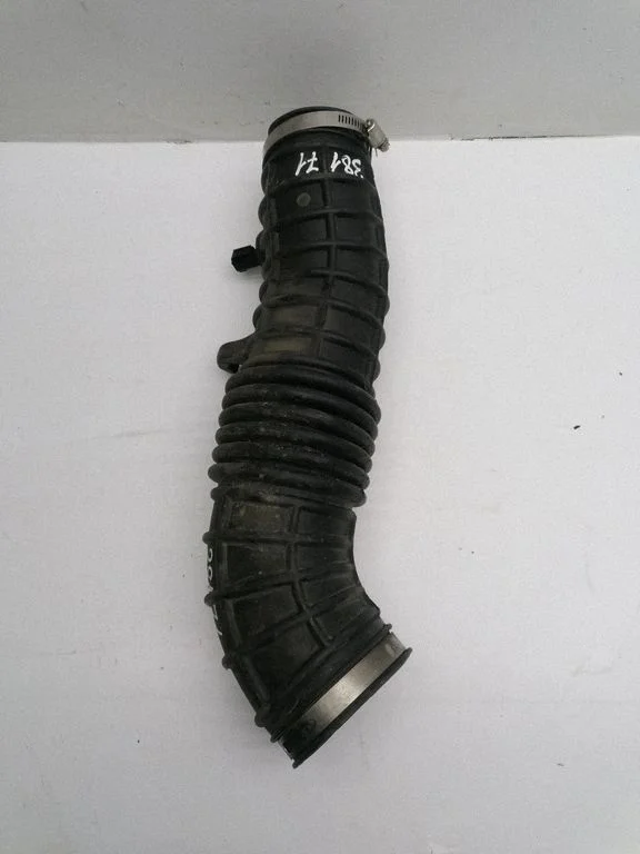 Air intake hose/pipe 04591866AB