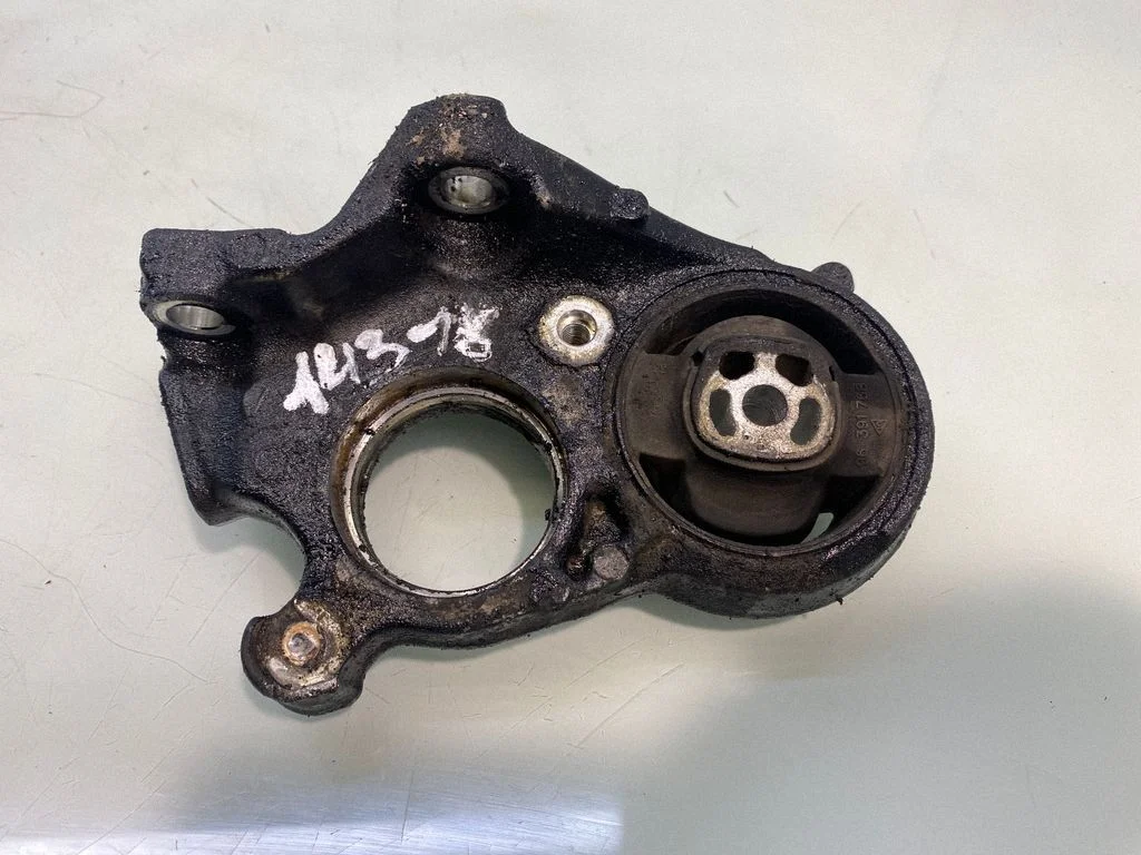 Engine mount bracket 51493