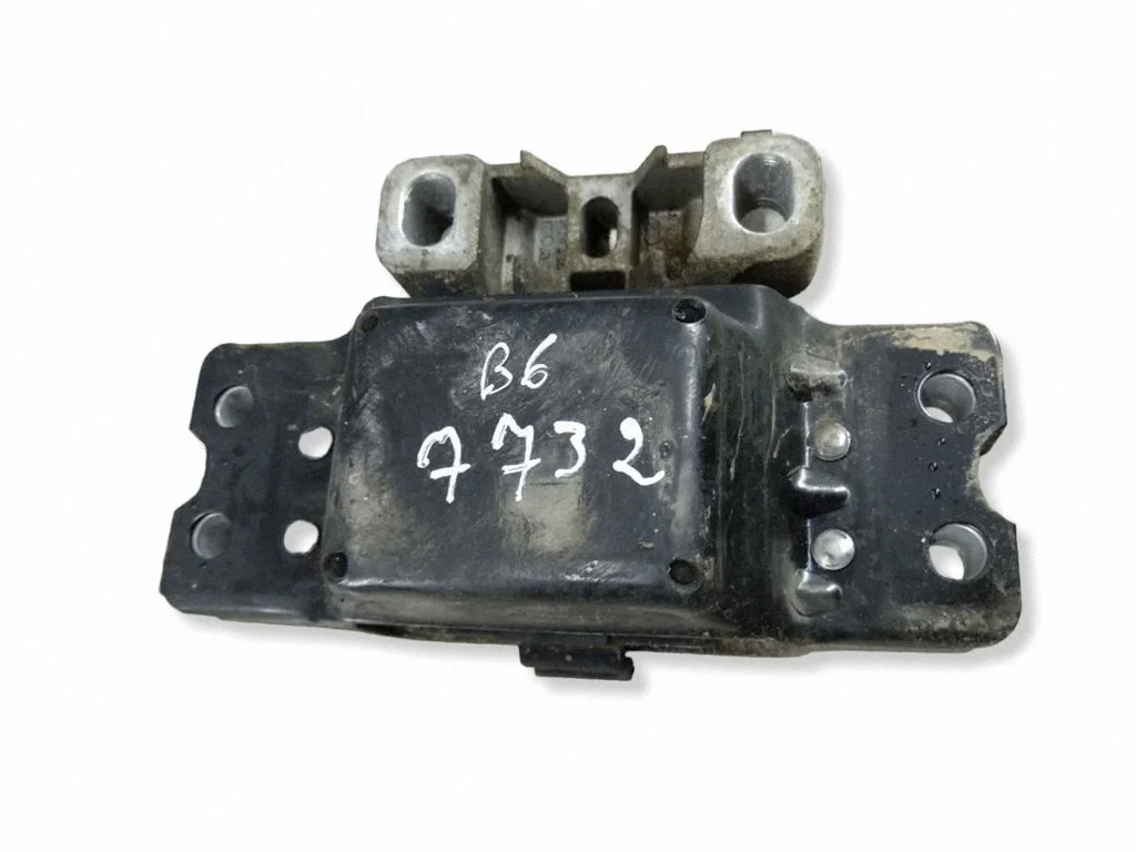 Poduszka silnika 3C0199555