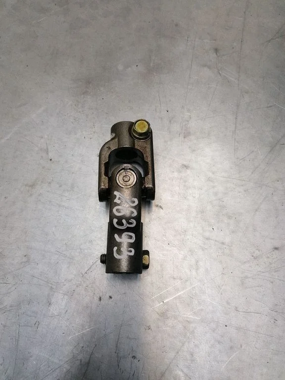 Steering column universal joint