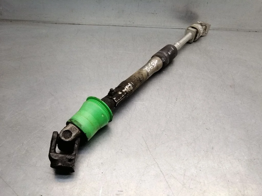 Steering column universal joint