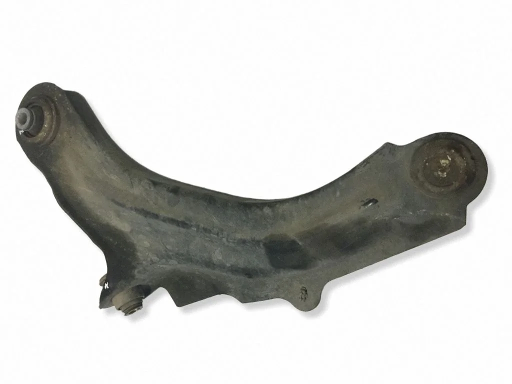 Front lower control arm/wishbone