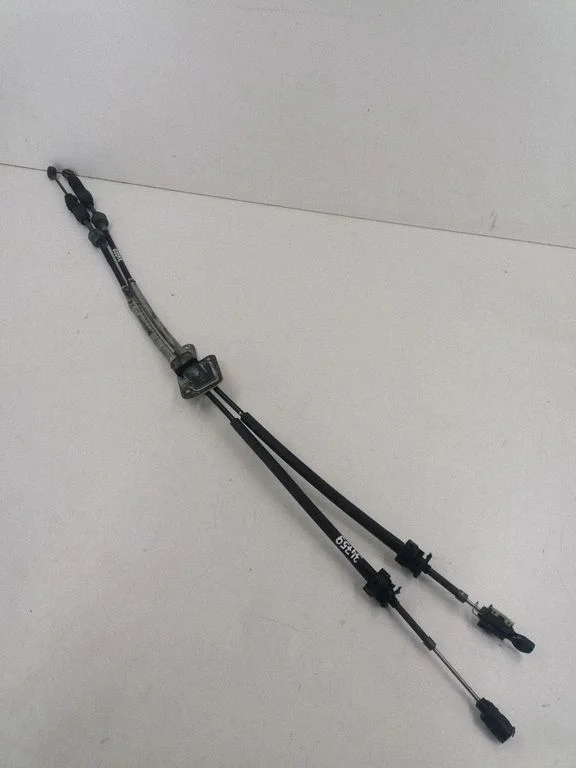 Gear shift cable linkage