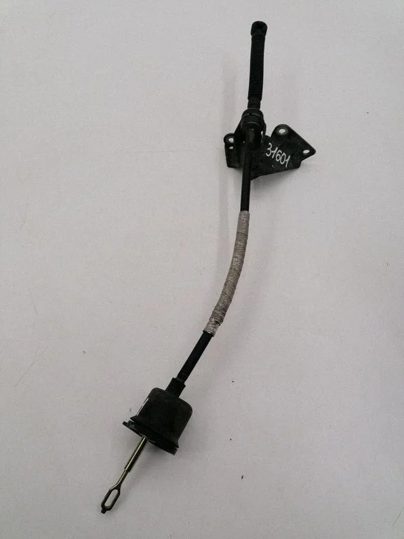 Gear shift cable linkage 4B0713124