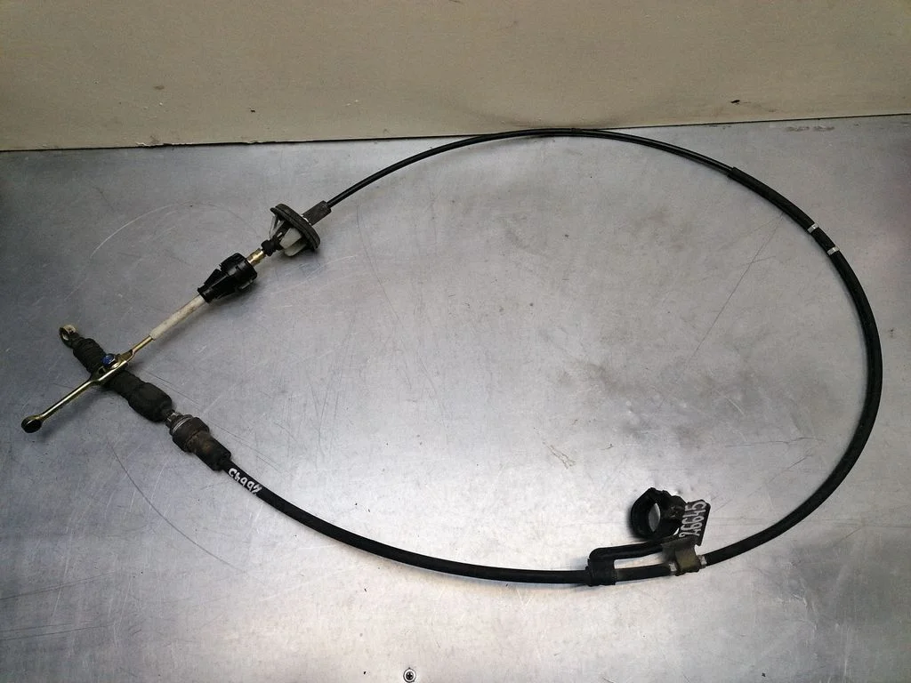 Gear shift cable linkage