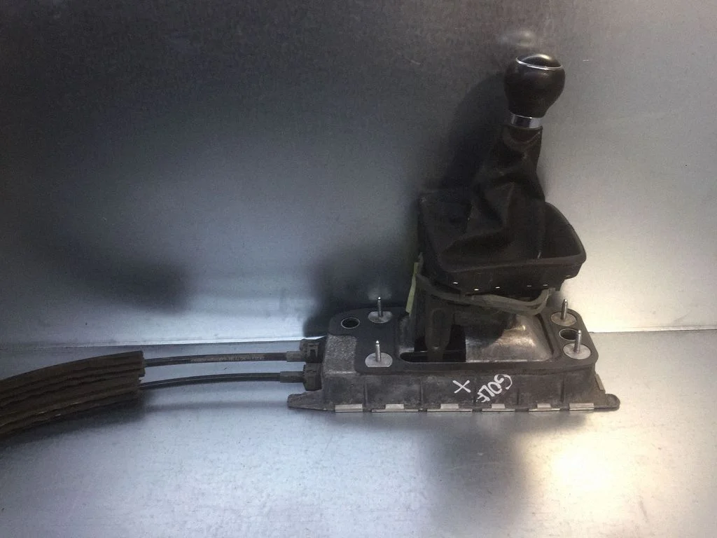 Mechanizm zmiany biegów (kulisa) 1K0711091A