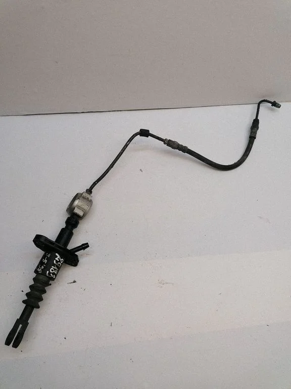 Clutch master cylinder 90522656