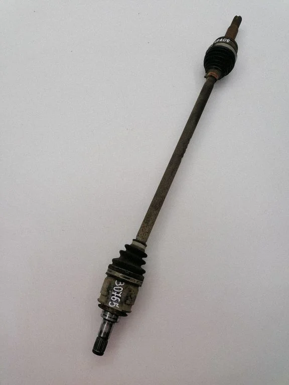 Rear driveshaft – Toyota RAV 4 (XA30) (2006-2016)