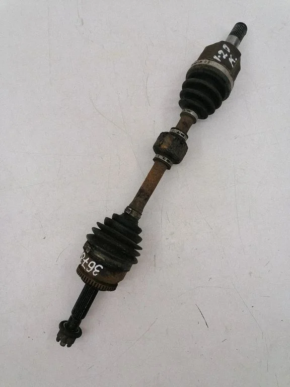Front driveshaft – left